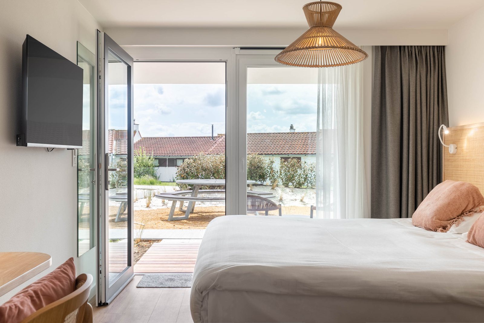 Room looking onto the terrace